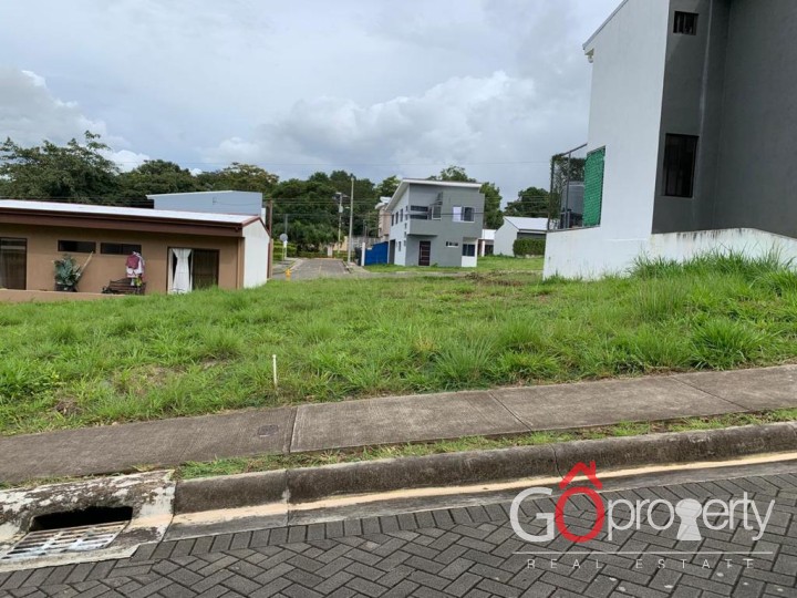 Venta de lote en condominio en Turrúcares, Alajuela